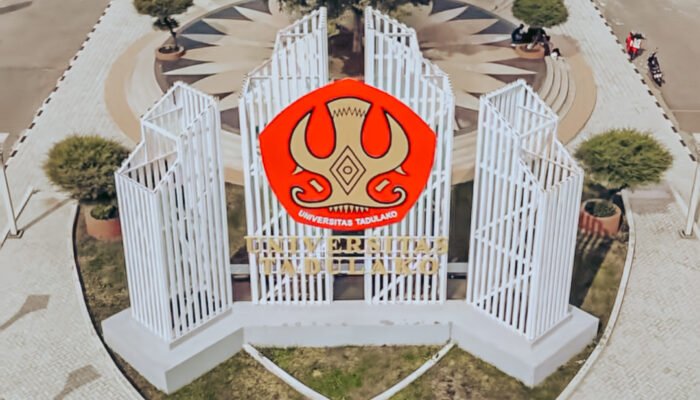 Menjelang Aksi, Rektor Untad Ingatkan Mahasiswa Jaga Ketertiban