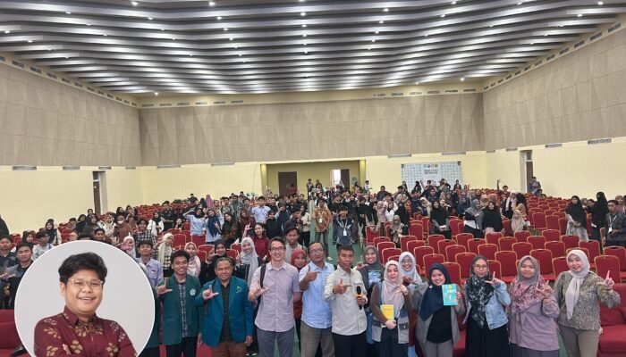 Forum Literasi Nosarara Nosabatutu Luncurkan Tiga Program Unggulan pada Event Bincang Literasi Bersama Henry Manampiring